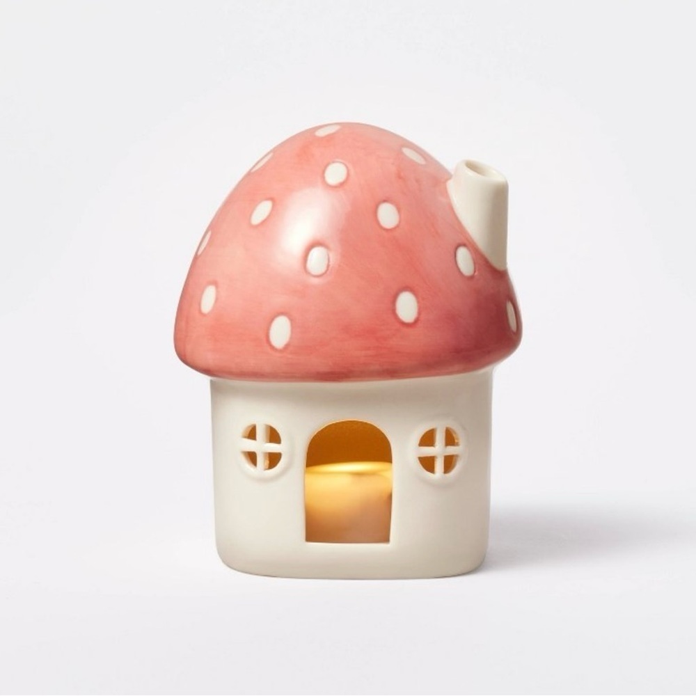 Illuminated Ceramic Mushroom House, NWT - Picture 7 of 14